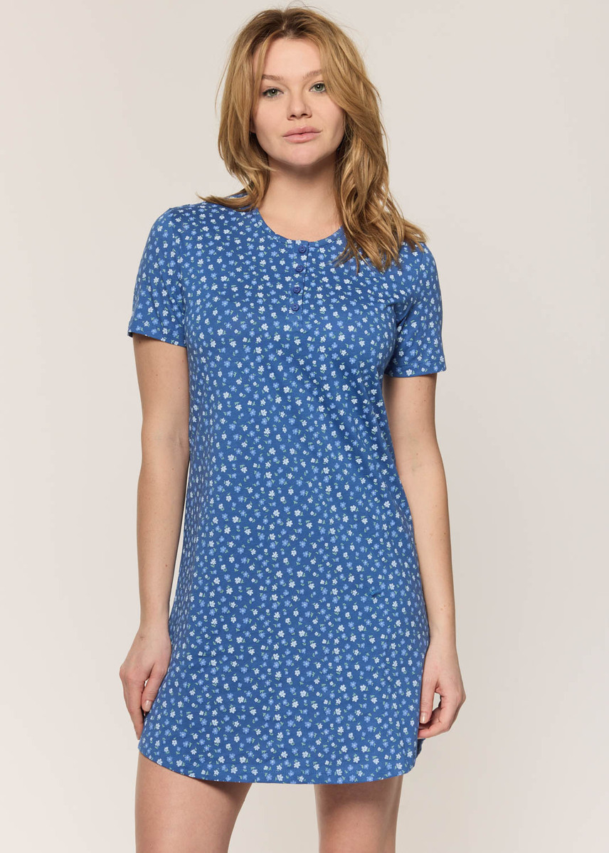 Short nightgown with flowers